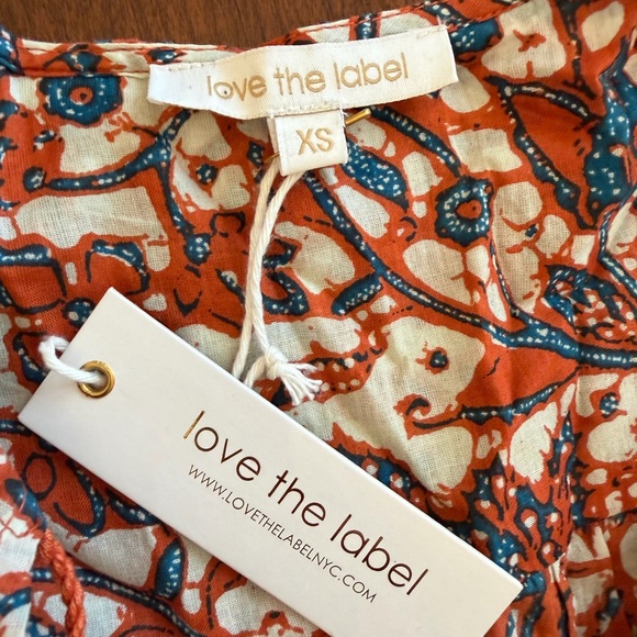 NWT Love The Label Anthropologie Ruffle Floral Print V-Neck Top Mabel Rust - Picture 9 of 12